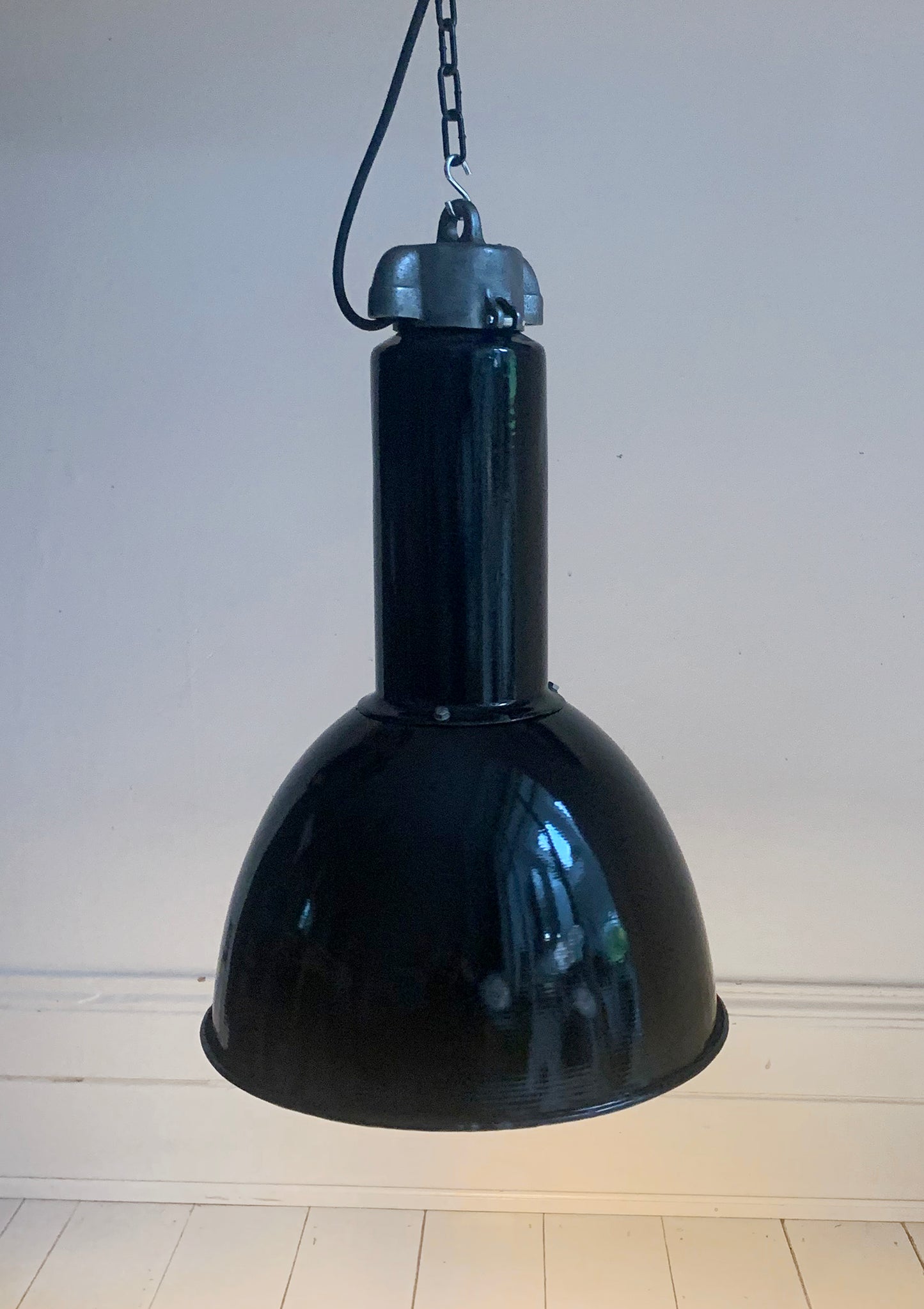 Vintage Industrial Black Enamel Pendant Lamp By Elektrosvit, 1950's / Soviet Era
