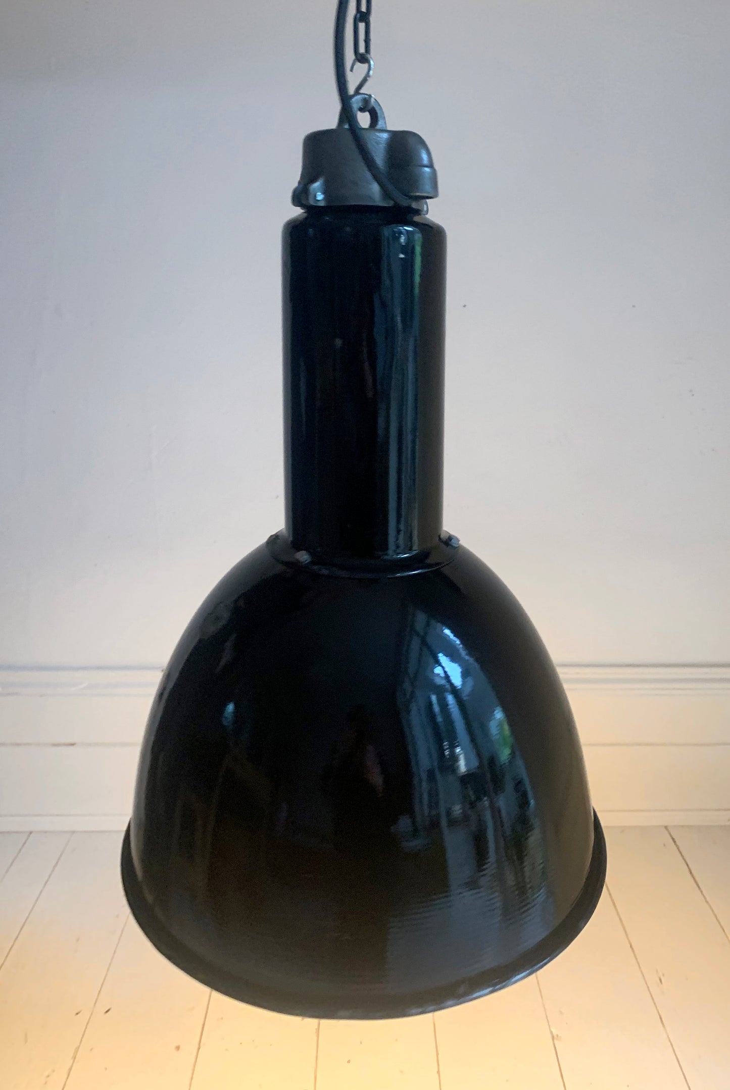 Vintage Industrial Black Enamel Pendant Lamp By Elektrosvit, 1950's / Soviet Era