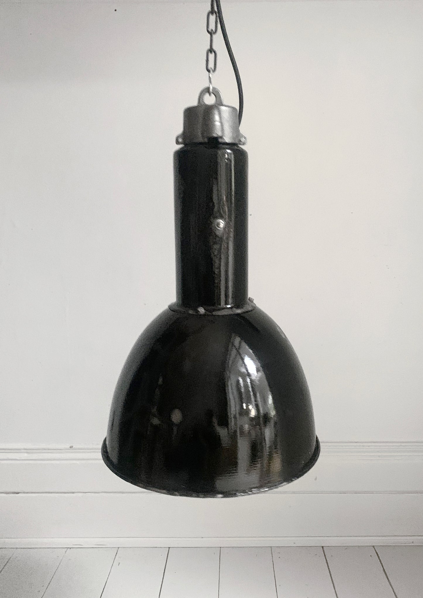 Vintage Industrial Black Enamel Pendant Lamp By Elektrosvit, 1950's / Soviet Era