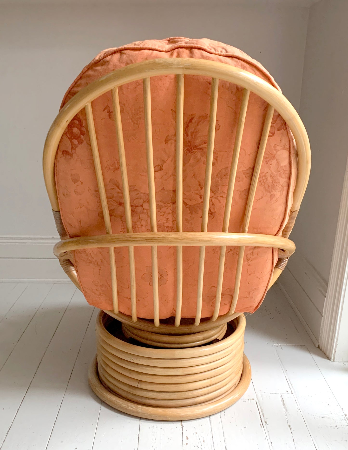 Stunning MCM Large Vintage 1970s Rattan Rocking & Swivel Chair with Cushion