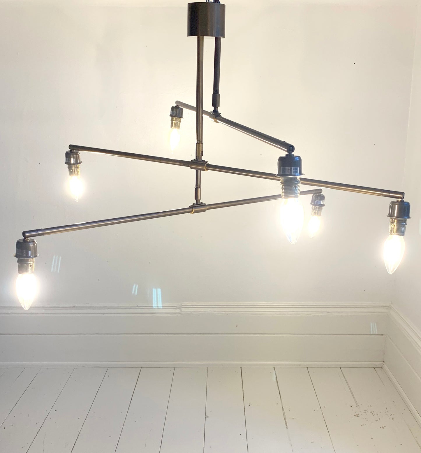Modern Andromeda Chandelier in Antique Brass by Heathfield & Co - MCM Style