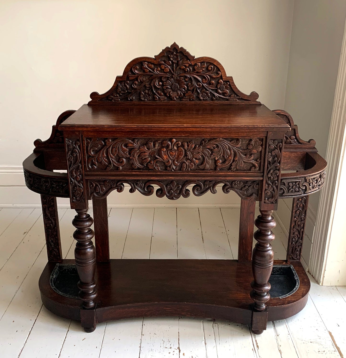 Stunning Antique Carved Oak Victorian Hallway Table / Umbrella Stick Stand
