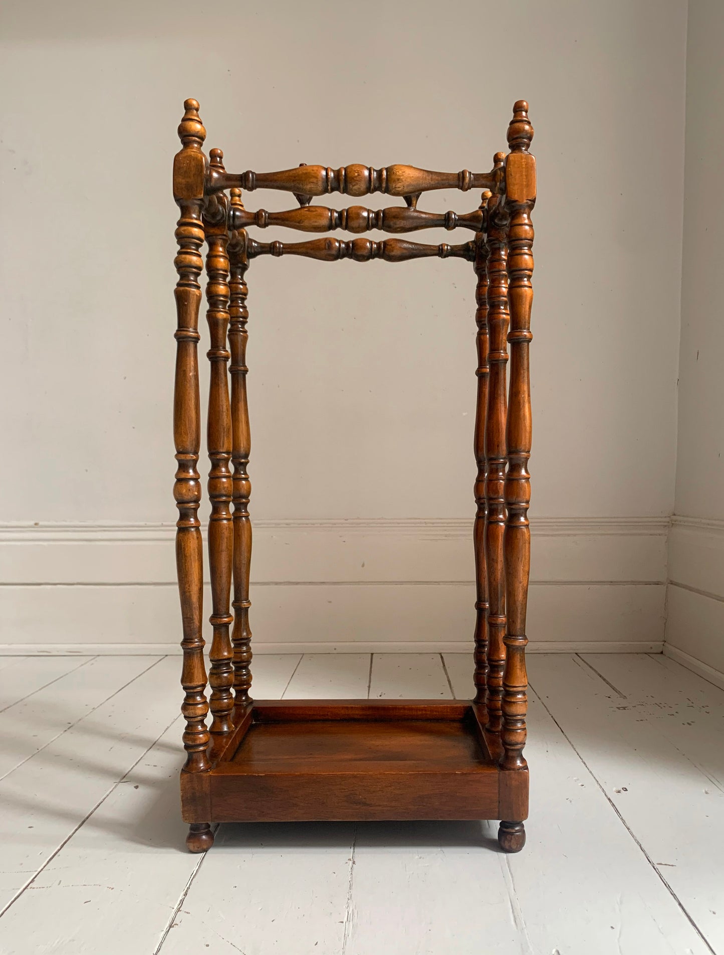 Antique Edwardian Turned Mahogany Umbrella / Stick Stand with Decorative Finials