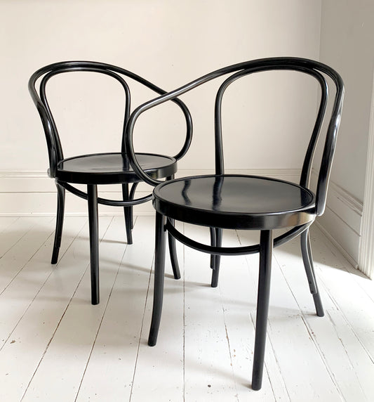 Pair Vintage Bentwood Chairs Style of Thonet No. B9 Le Corbusier / No. 30 Chair