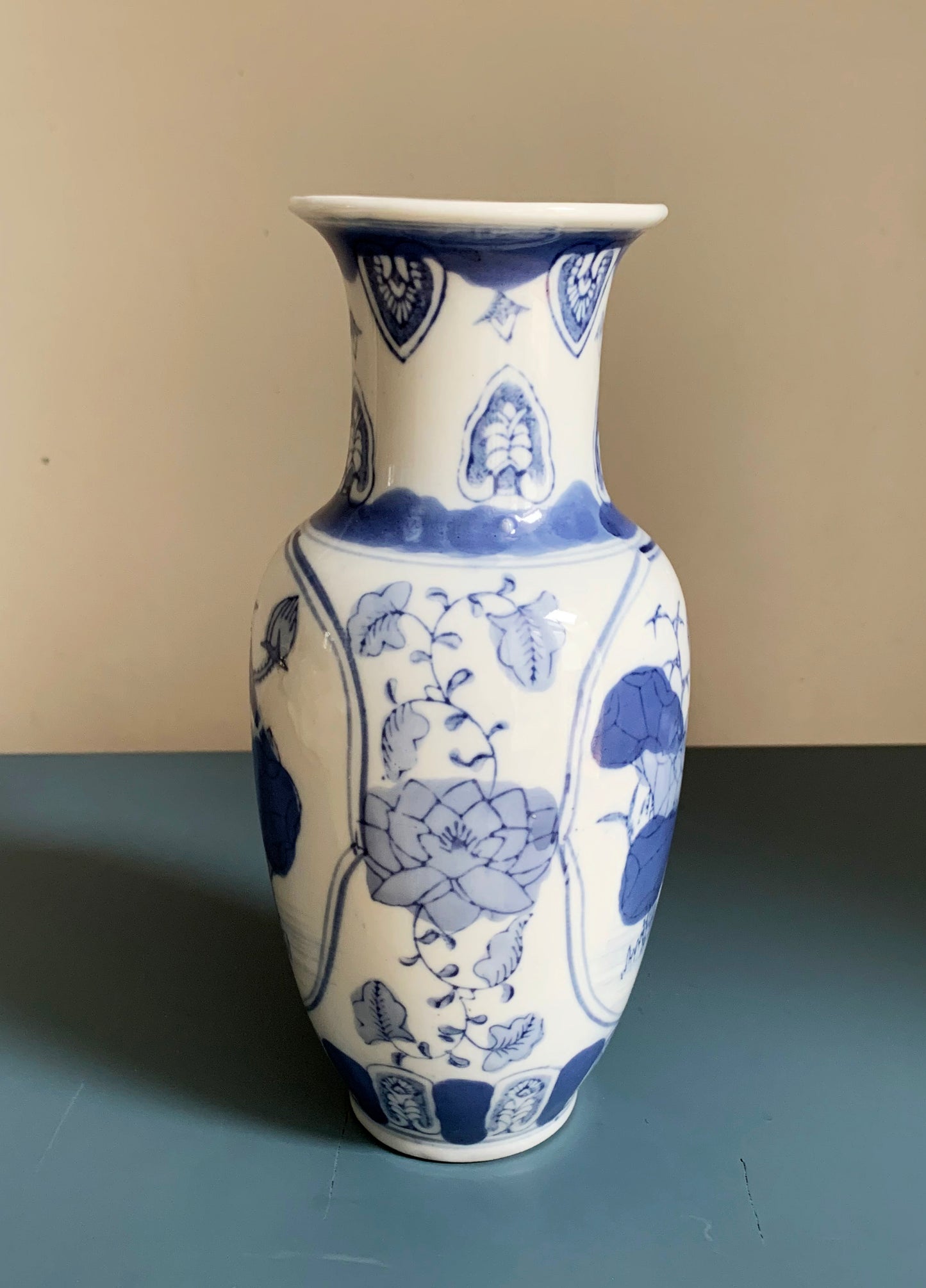 Vintage Chinoiserie Blue & White Porcelain Vase with Bird & Floral Details, VGC