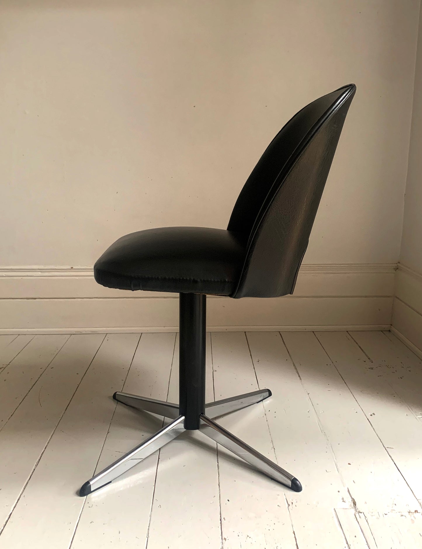 Mid Century Modern Black Vinyl Swivel Office / Dining Chair on Steel Legs