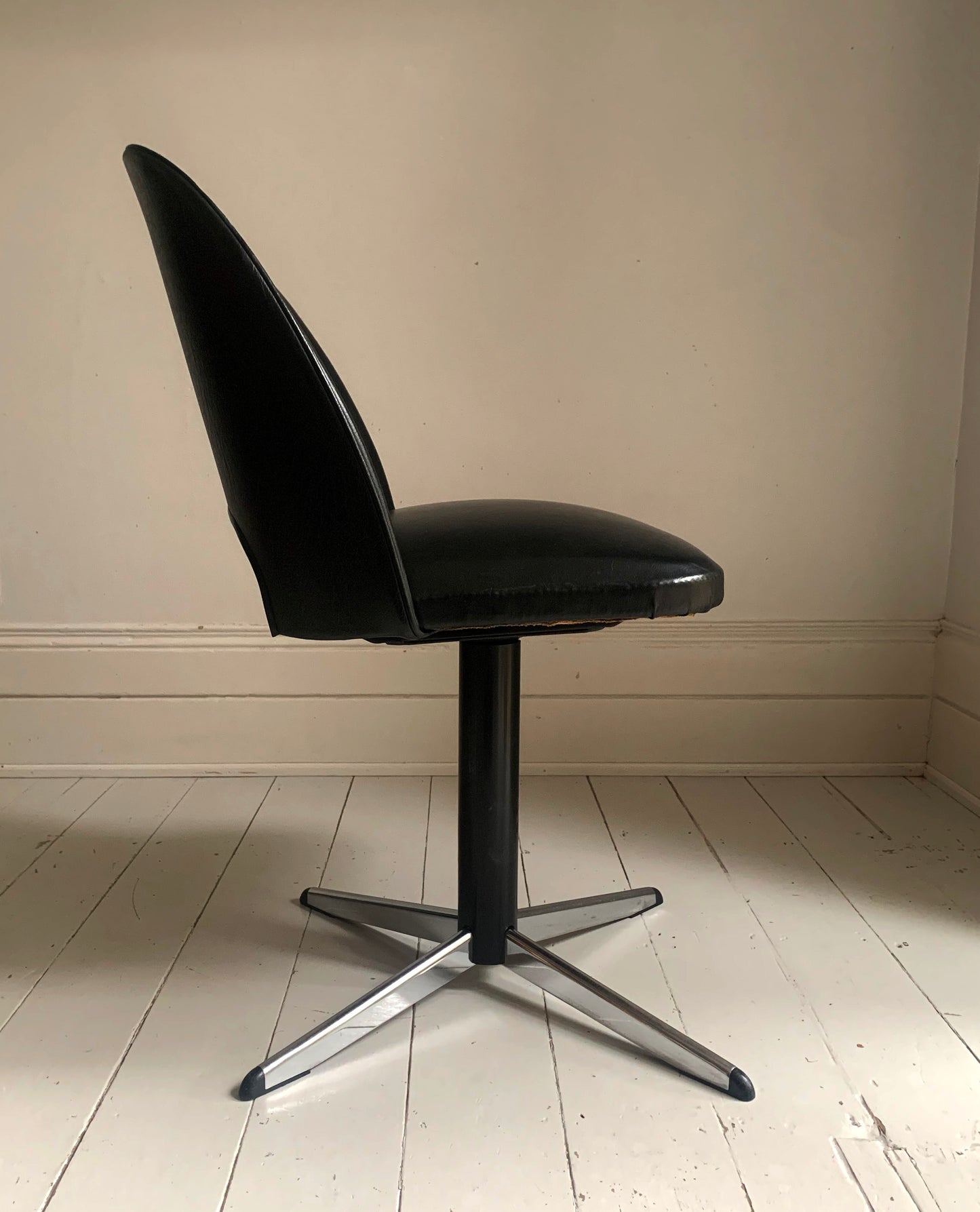 Mid Century Modern Black Vinyl Swivel Office / Dining Chair on Steel Legs