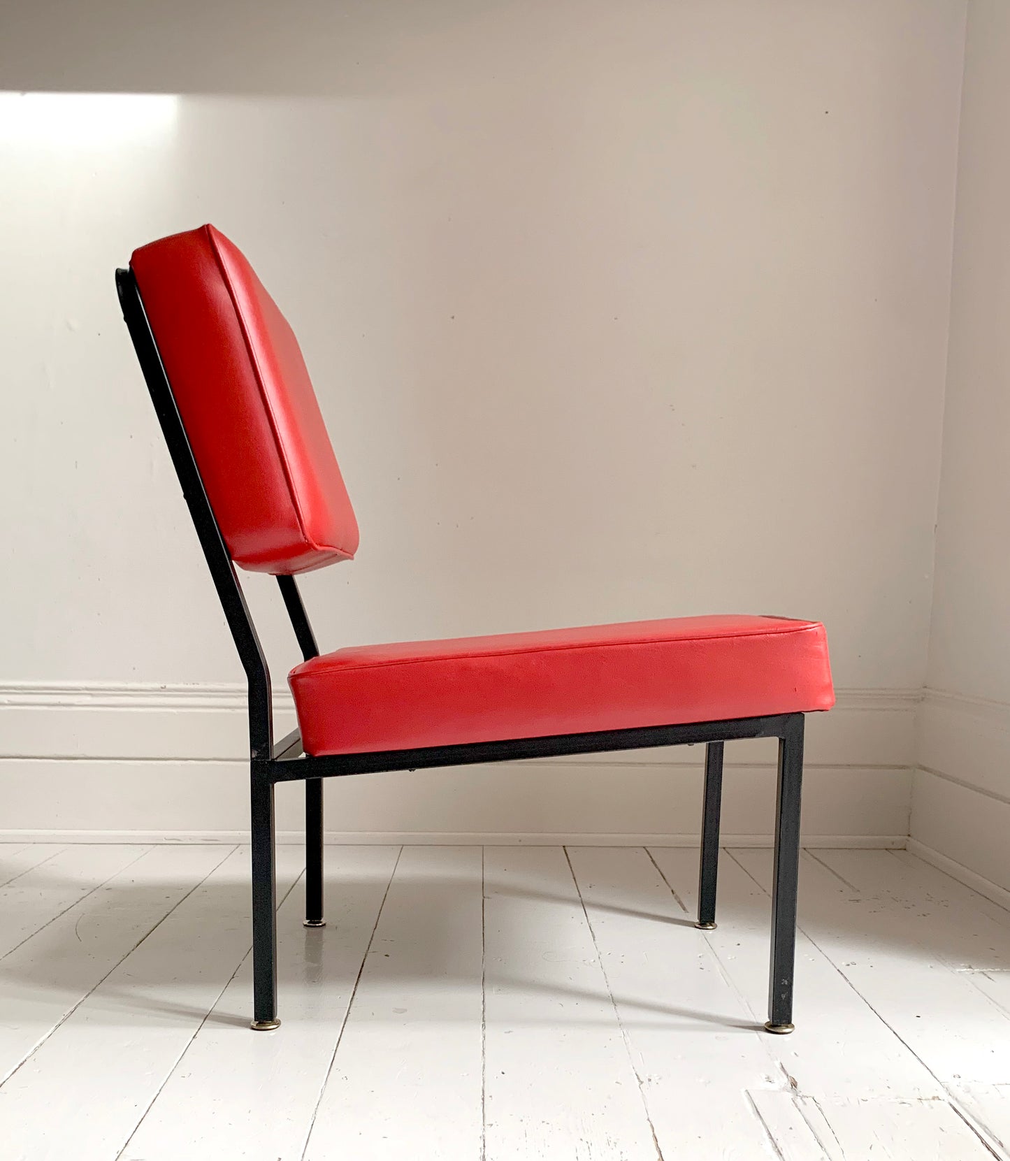 Fabulous Mid Century Red Vinyl Cocktail / Lounge Chair With Brass Feet 2/2