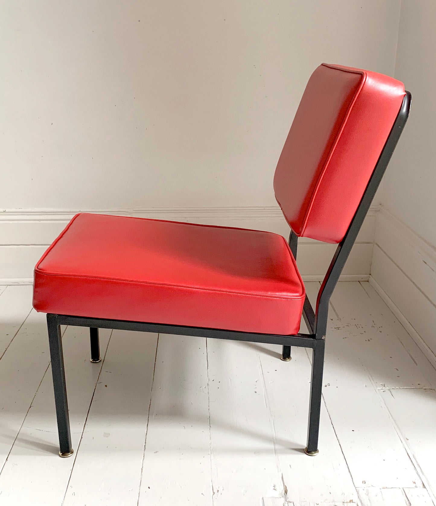 Fabulous Mid Century Red Vinyl Cocktail / Lounge Chair With Brass Feet 2/2