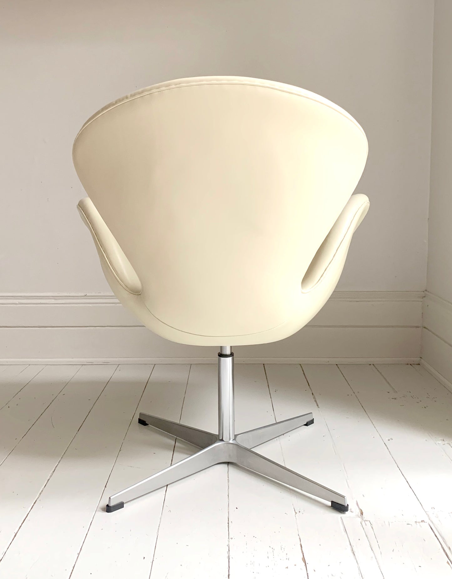 Swan Chair Replica in the style of the 1958 Arne Jacobson Chair in Cream