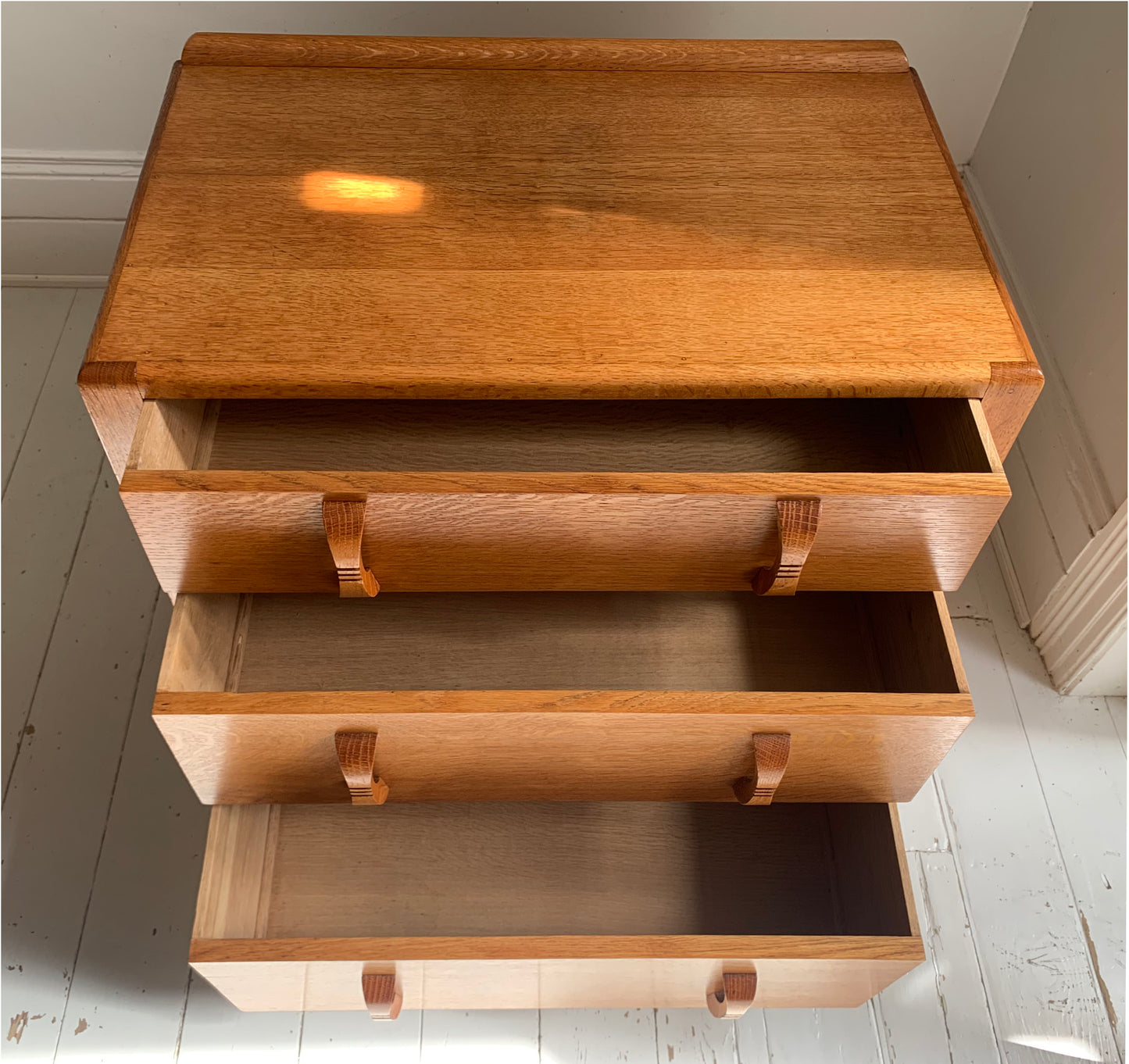 Vintage Mid Century Oak Three Drawer Chest of Drawers, Beautiful Detailing