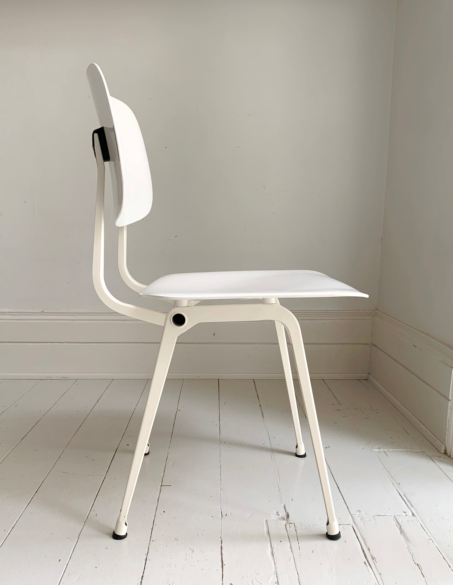 A Pair of Friso Kramer for Ahrend 'Revolt' White High Gloss Dining Chairs
