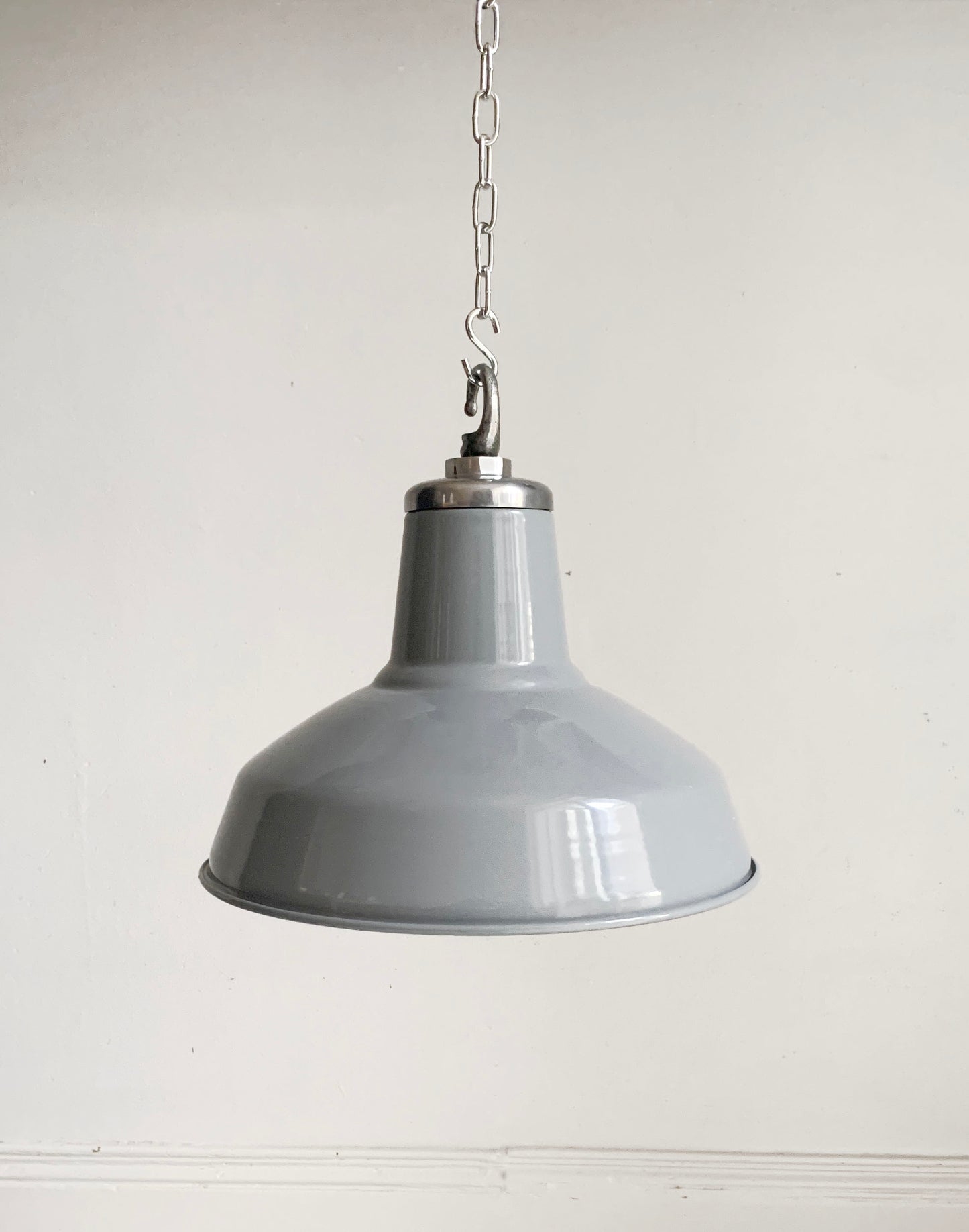Vintage Industrial Light-Mid-Tone Grey Enamel Pendant Lightshade with Hanging Hook