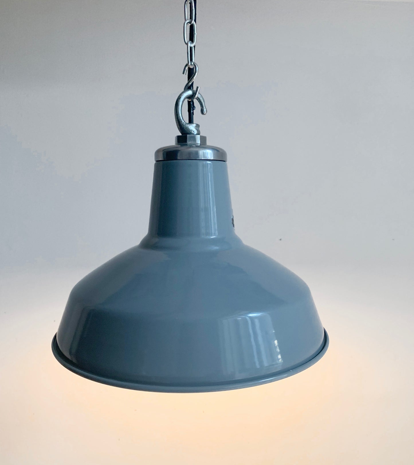 Vintage Industrial Light-Mid-Tone Grey Enamel Pendant Lightshade with Hanging Hook