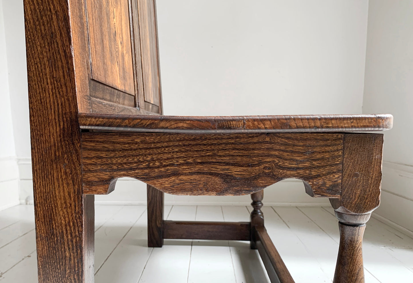 Antique Oak Panelled Back Settle Without Arms with RA Initial Carving / 91cm