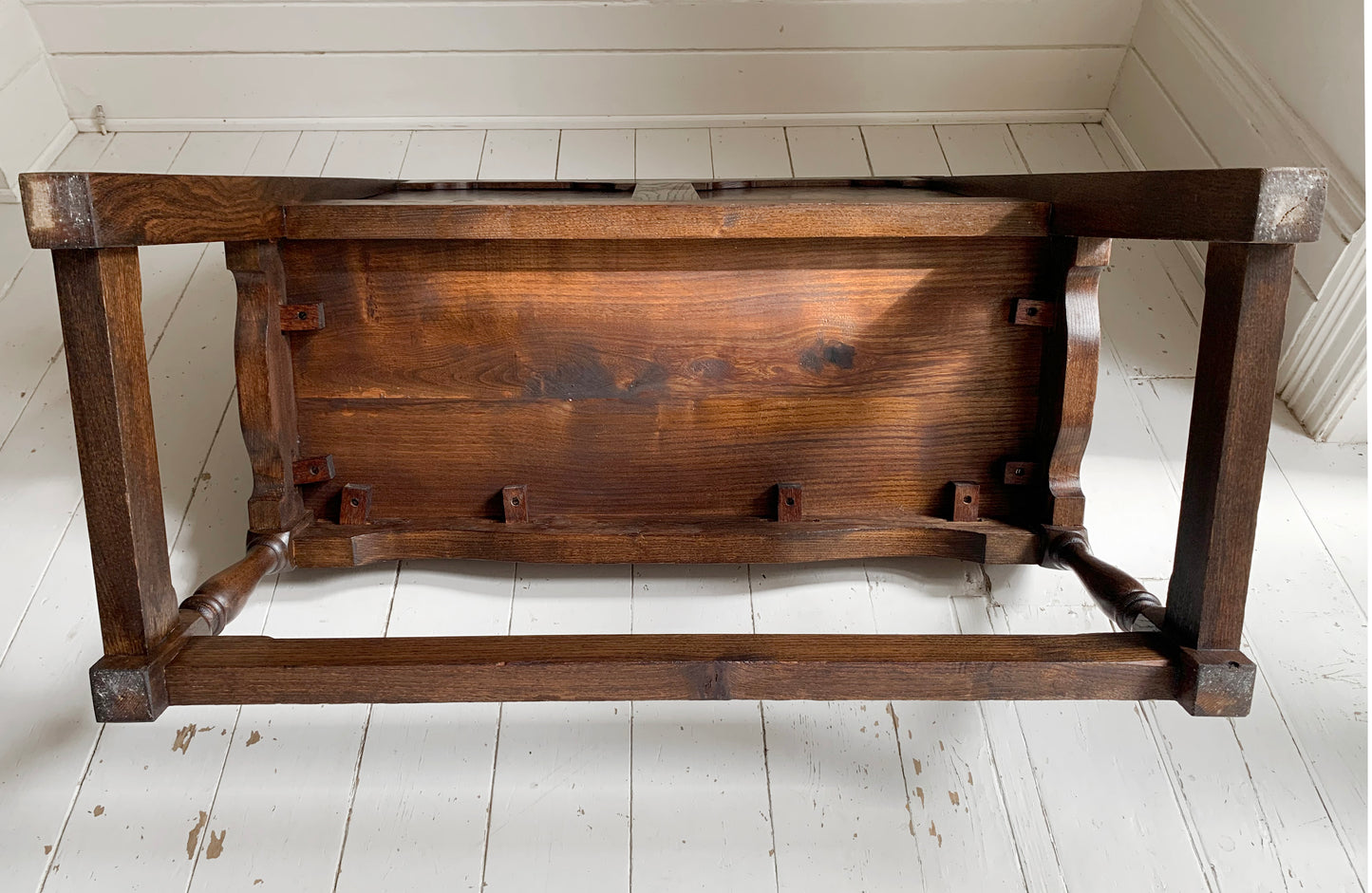 Antique Oak Panelled Back Settle Without Arms with RA Initial Carving / 91cm