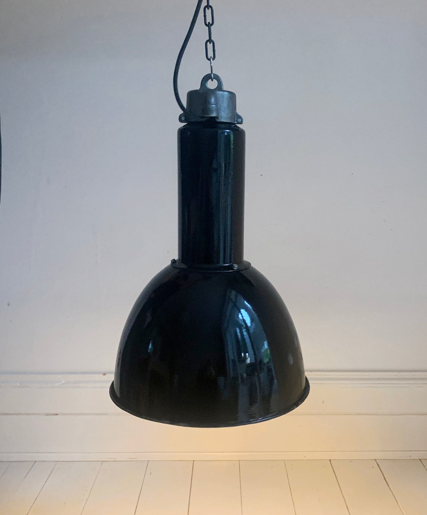 Vintage Industrial Black Enamel Pendant Lamp By Elektrosvit, 1950's / Soviet Era