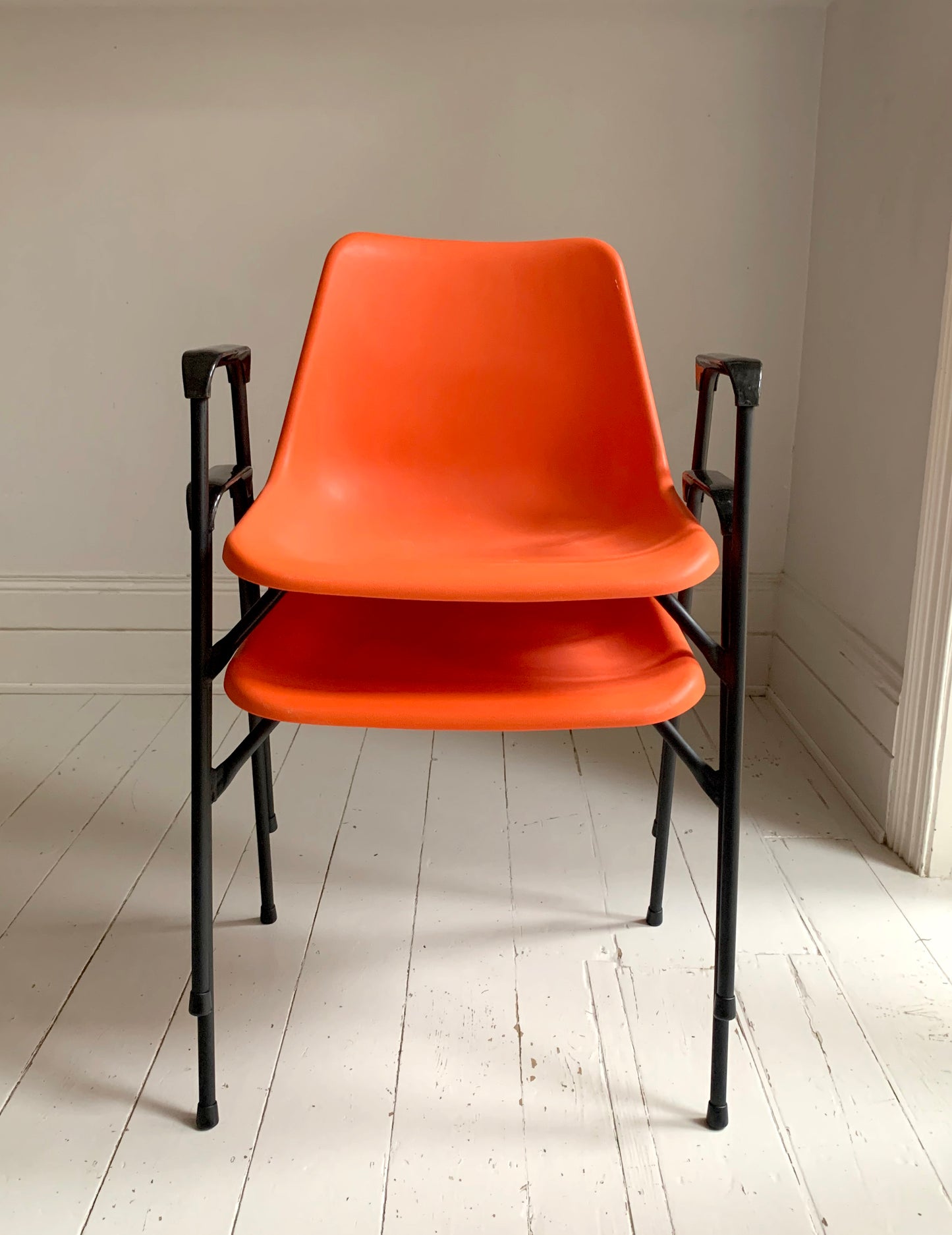 Vintage Robin Day for Hille, Orange & Black Stacking Chairs w/ Arms, 2/10 chairs