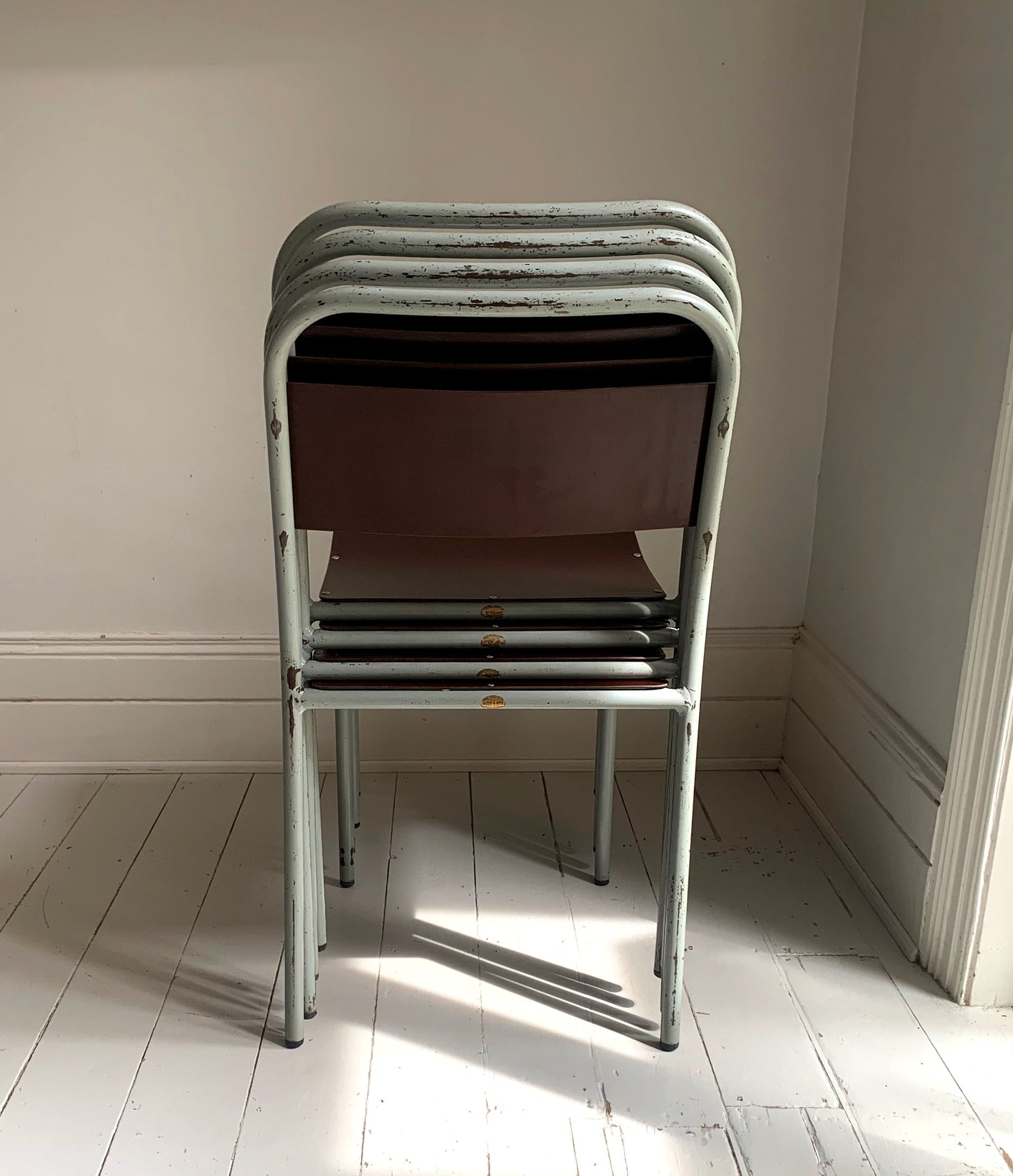 4xVintage 'Nest-A-Bye' Stacking Chairs Pale Grey/Blue Tubular Metal /Brown Seats