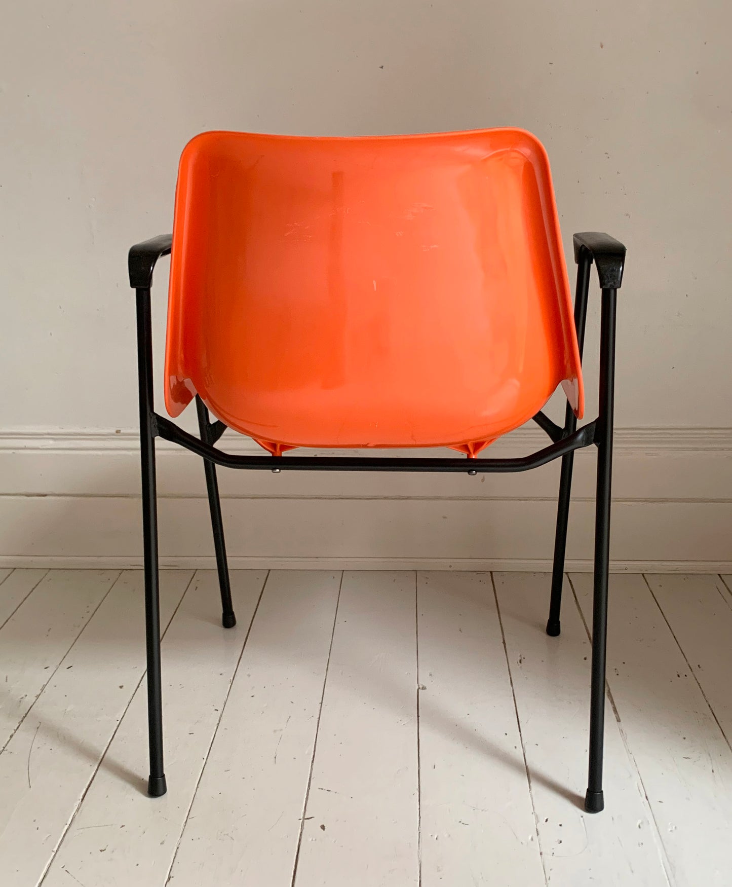 4 x Rare Vintage Robin Day, for Hille Orange Stacking Chairs w/ Arms
