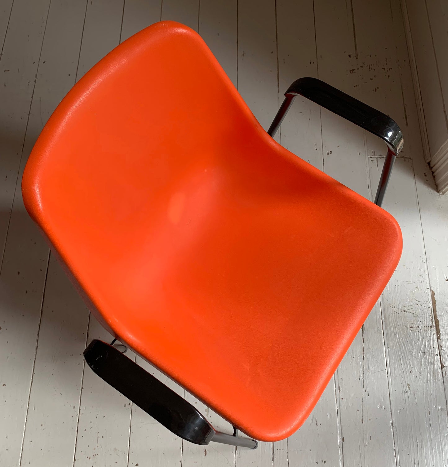 4 x Rare Vintage Robin Day, for Hille Orange Stacking Chairs w/ Arms