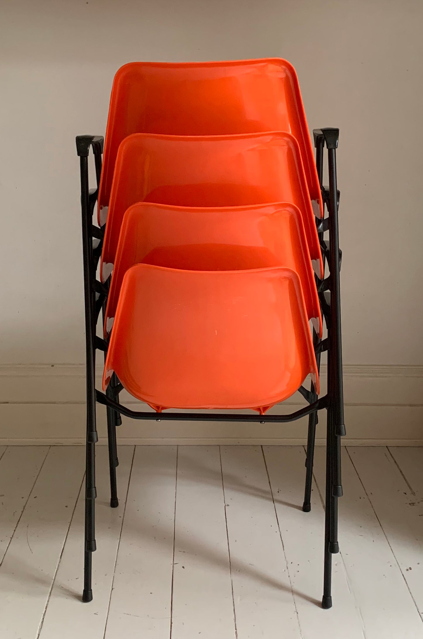4 x Rare Vintage Robin Day, for Hille Orange Stacking Chairs w/ Arms