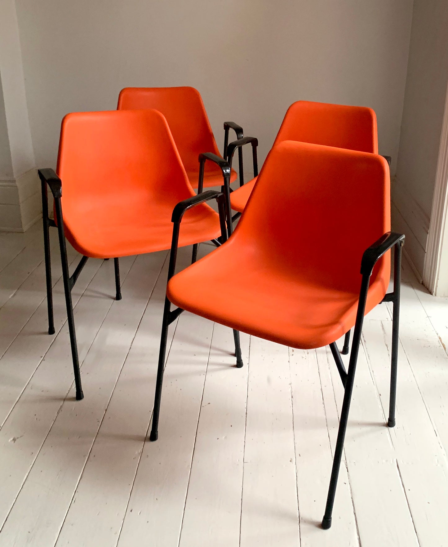 Rare Vintage Robin Day, for Hille Orange Stacking Chairs w/ Arms, 4/10 chairs A