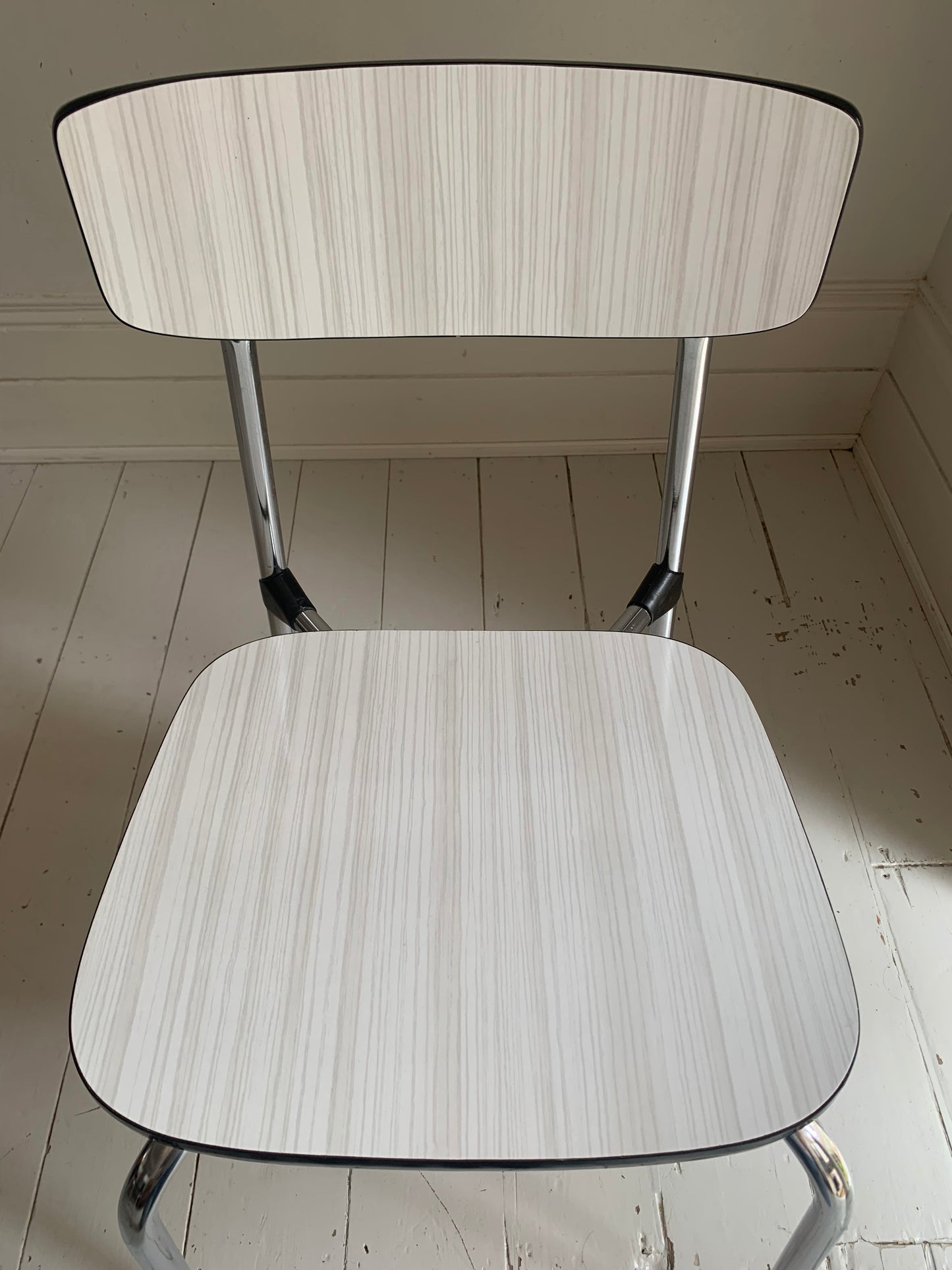 4 x Mid Century Formica Kitchen, Dining Chairs, Light Grey Seats & Chrome Frames