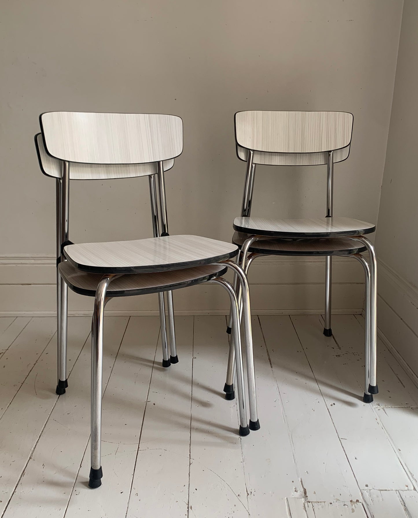 4 x Mid Century Formica Kitchen, Dining Chairs, Light Grey Seats & Chrome Frames