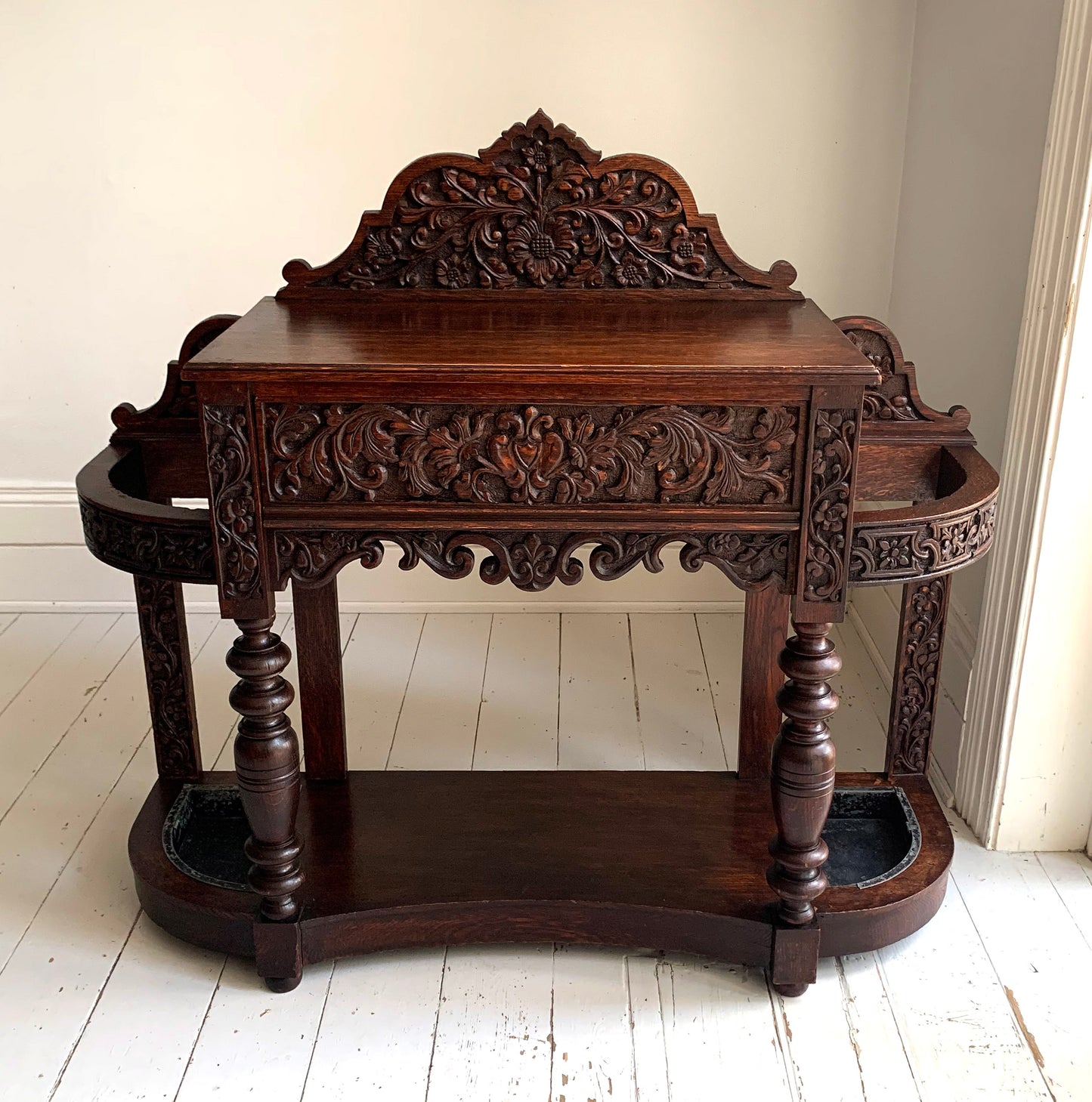 Stunning Antique Carved Oak Victorian Hallway Table / Umbrella Stick Stand