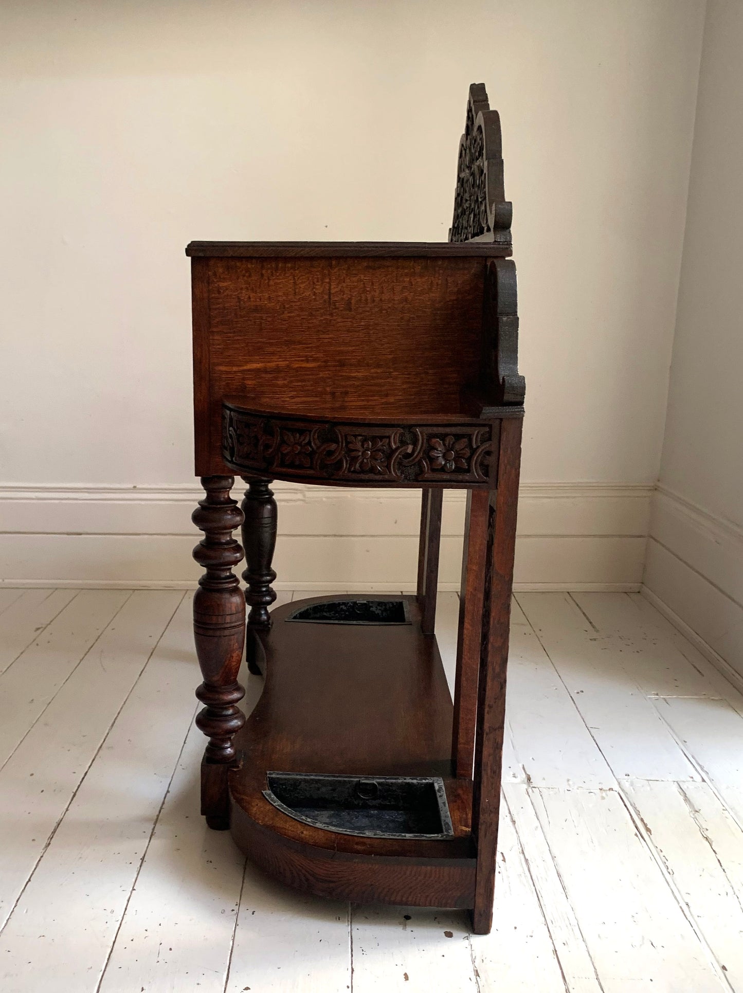 Stunning Antique Carved Oak Victorian Hallway Table / Umbrella Stick Stand