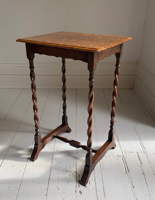 Antique Edwardian Oak Side Table w/ Barley Twist Legs, Pie Crust Edging Top