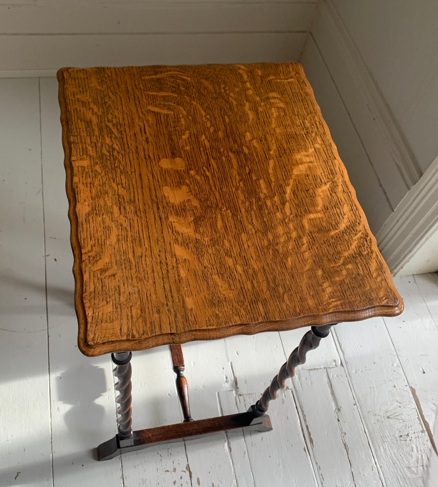 Antique Edwardian Oak Side Table w/ Barley Twist Legs, Pie Crust Edging Top