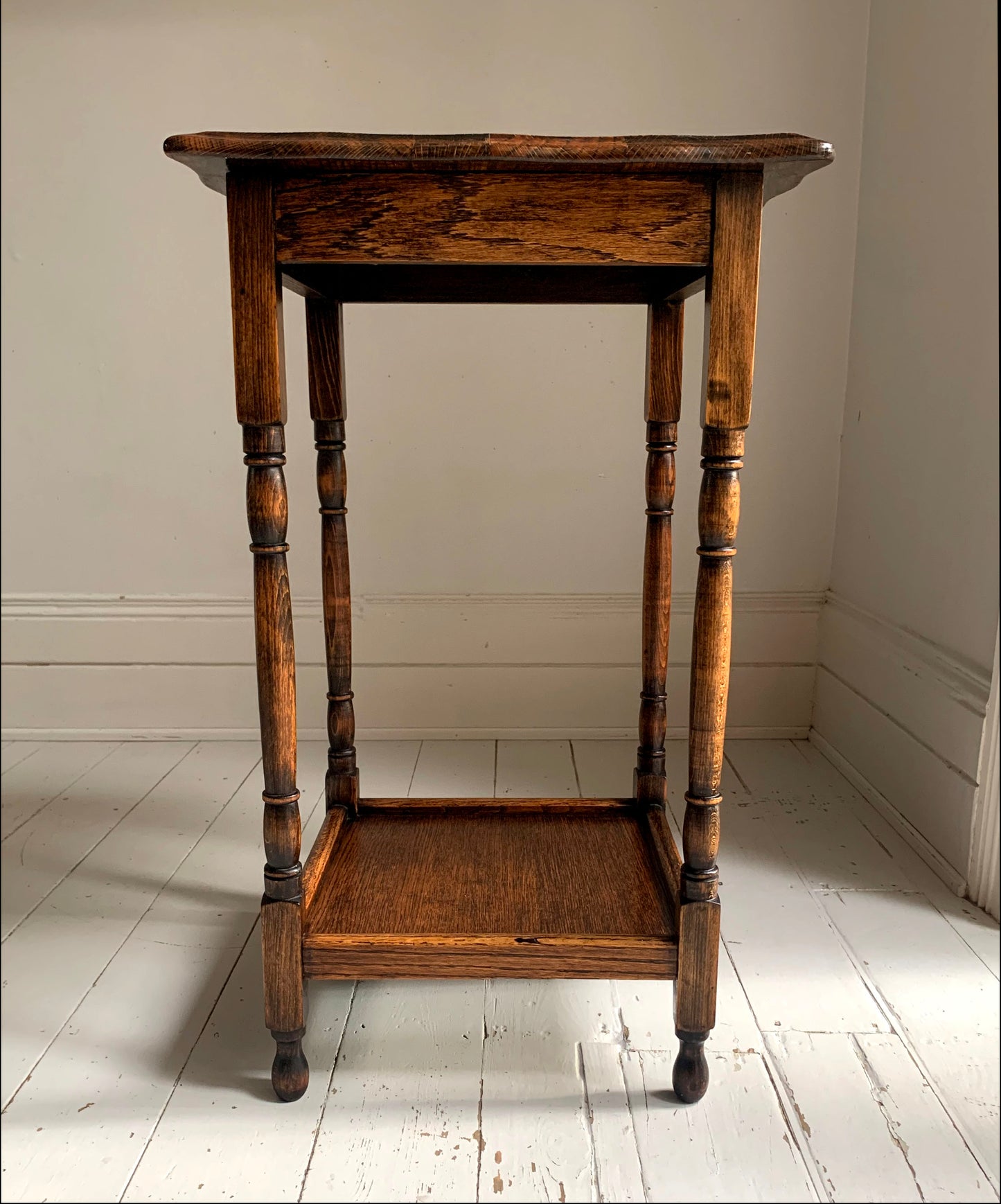 Antique Edwardian Oak Tall Side Table with Pie Crust Edging Top