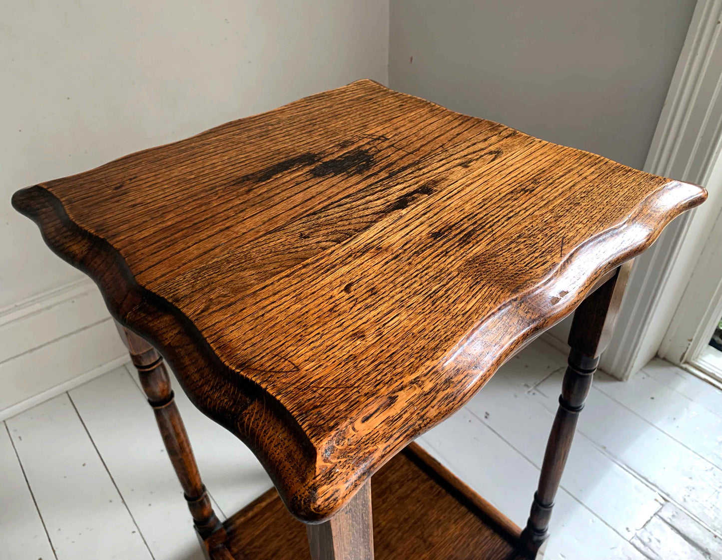 Antique Edwardian Oak Tall Side Table with Pie Crust Edging Top