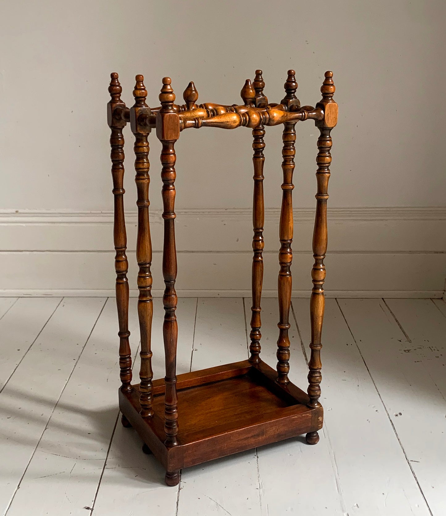 Antique Edwardian Turned Mahogany Umbrella / Stick Stand with Decorative Finials