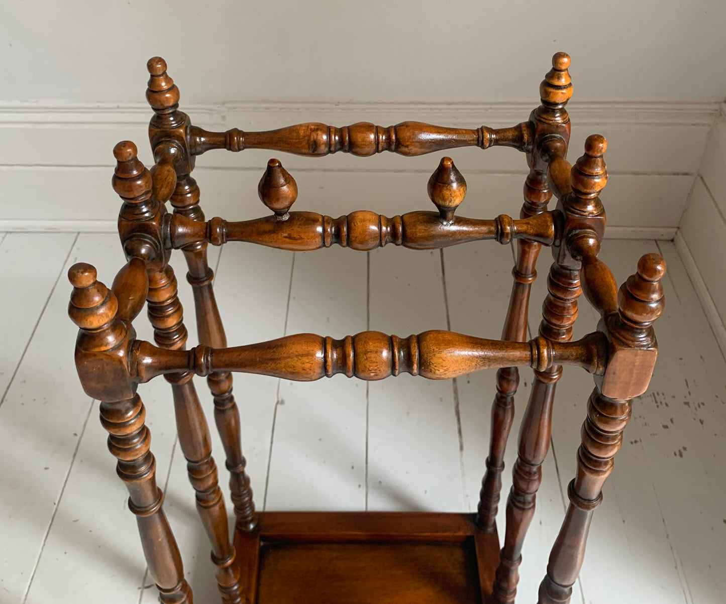 Antique Edwardian Turned Mahogany Umbrella / Stick Stand with Decorative Finials