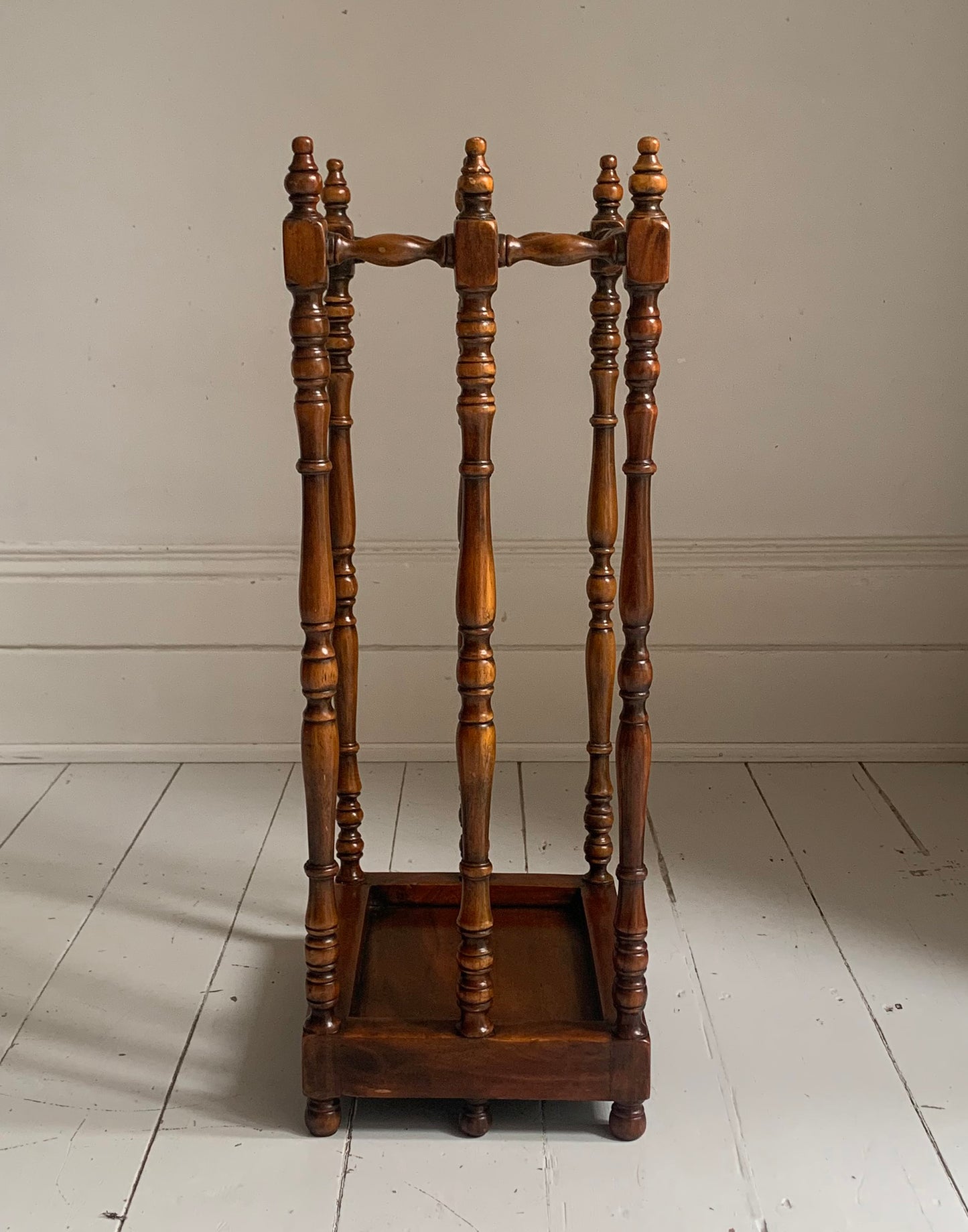 Antique Edwardian Turned Mahogany Umbrella / Stick Stand with Decorative Finials