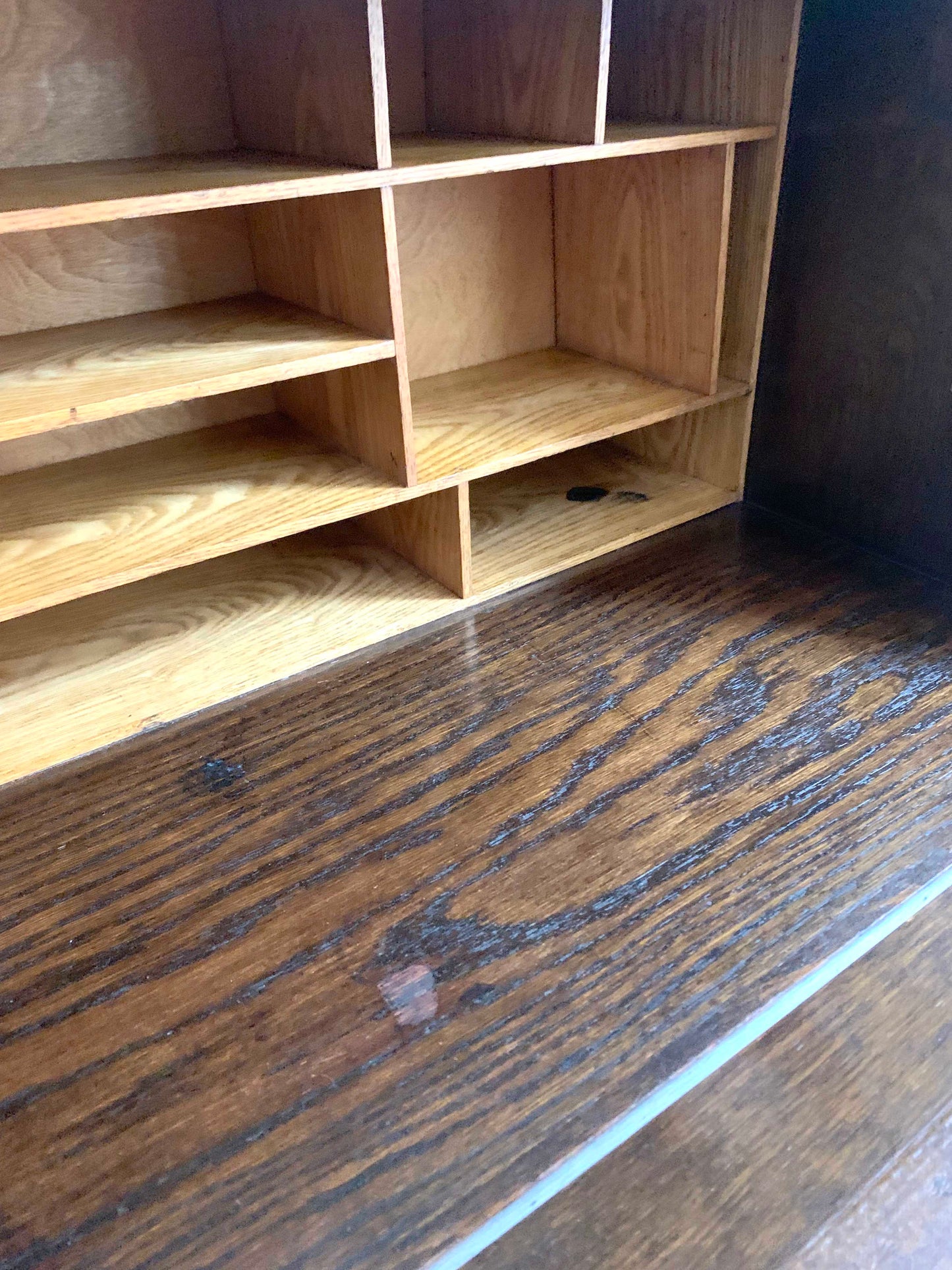 Arts & Craft Bureau/Front Fall Desk w/ Barristers Bookcase /Compartments