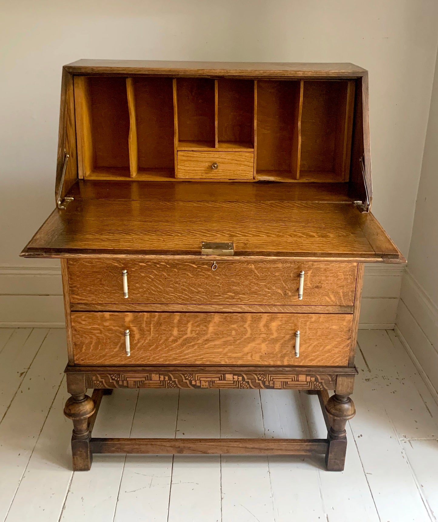 Arts & Craft Bureau / Fall Front Writing Desk with Drawers in Golden Oak