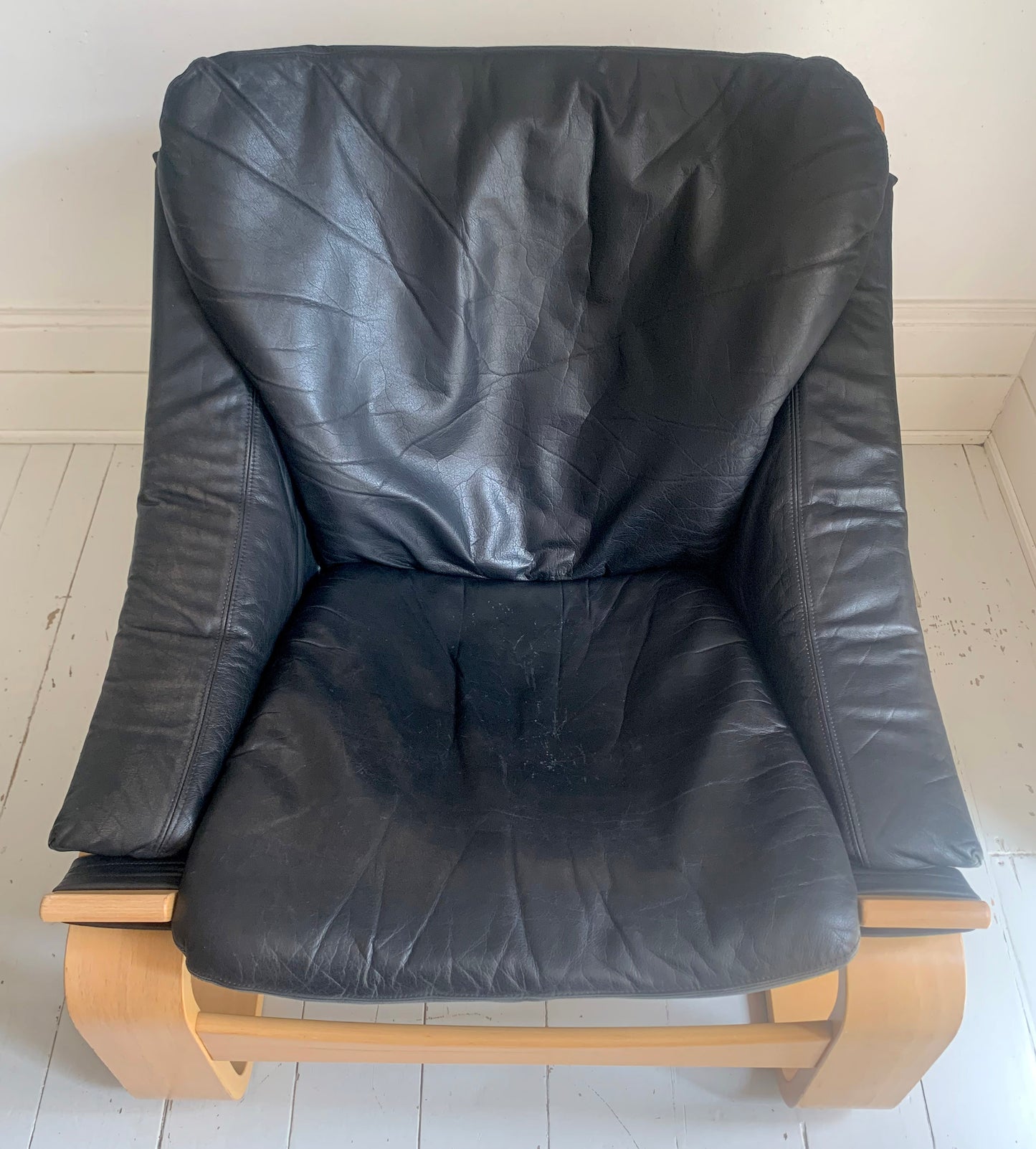 1970s Black Leather Kroken lounge chair designed by Åke Fribytter for Nelo