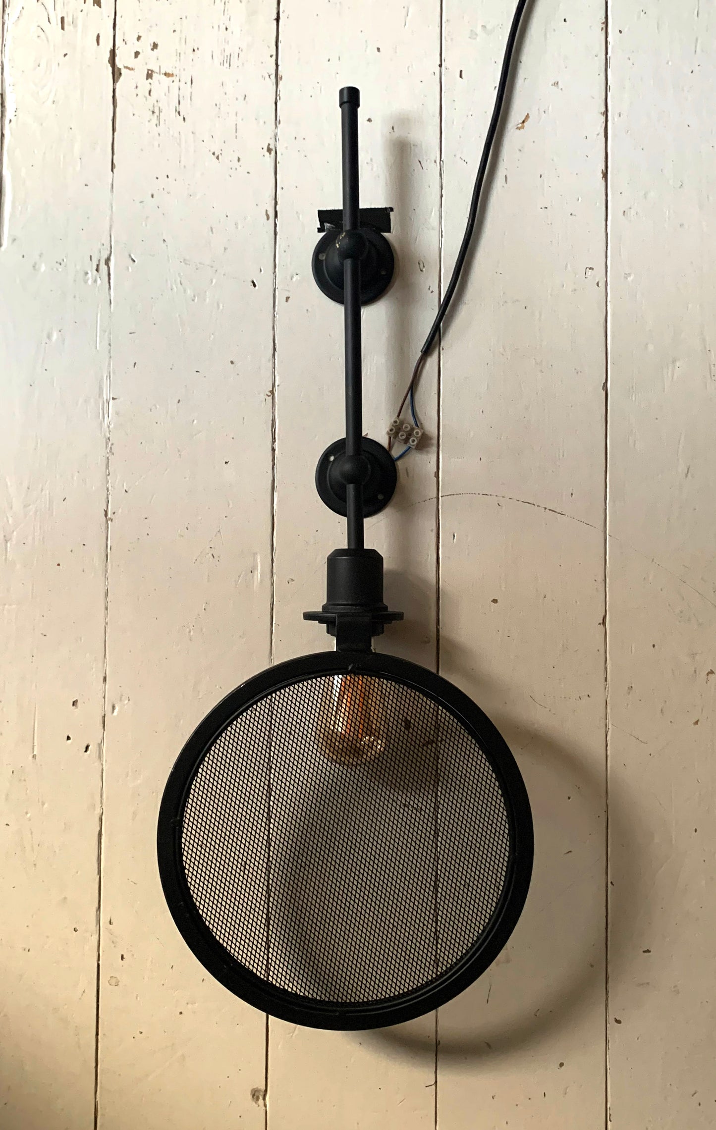 Industrial Black Metal Wall Mounted Light Fitting with Metal Mesh Bulb Cover