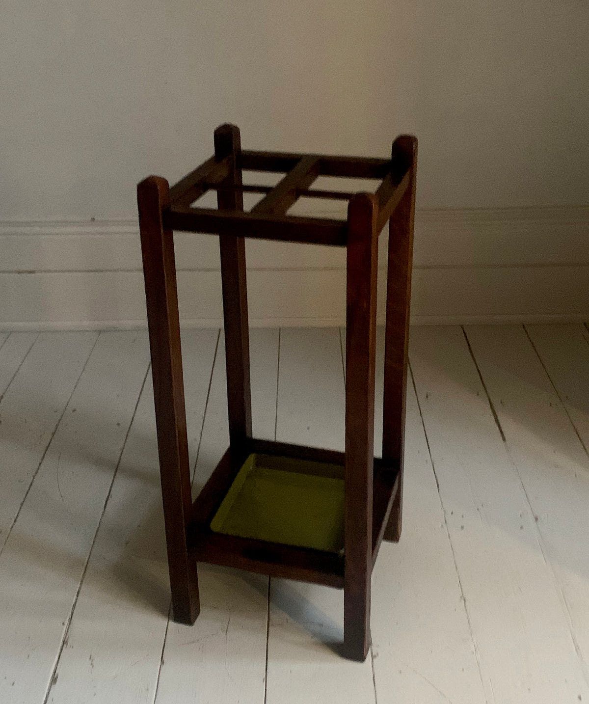 Elegant Edwardian Oak Umbrella / Parasol & Stick Stand with Metal Drip Tray