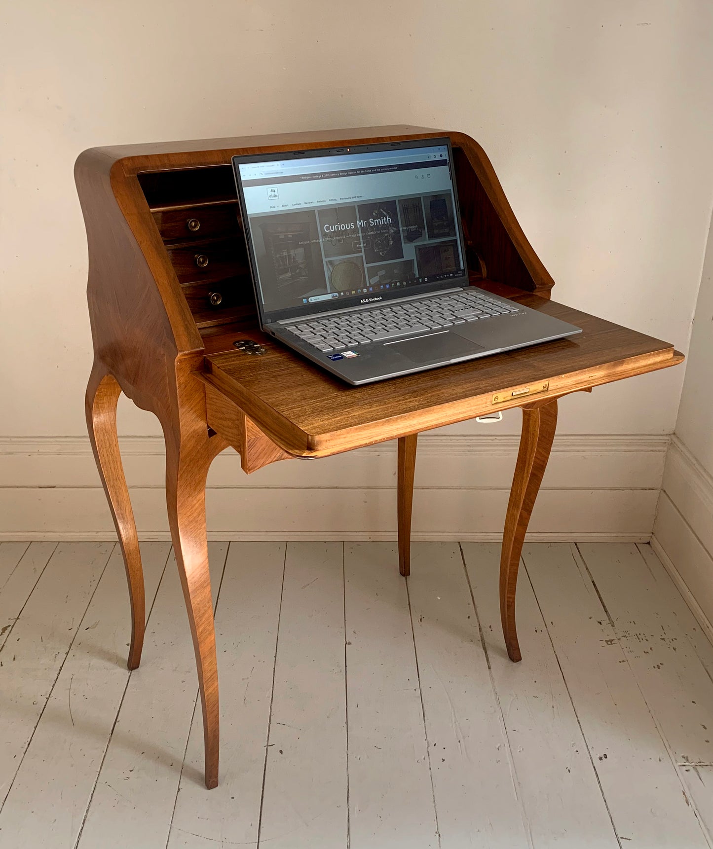 French Rococo-Style Secretaire / Bureau / Writing Desk with Intricate Parquetry