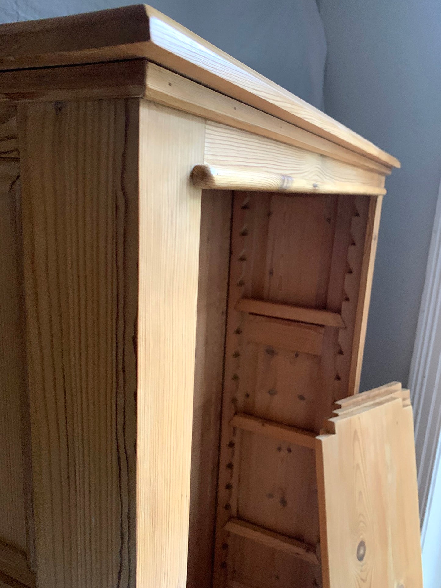 Stunning Tall Vintage Pine Bookcase with Three Adjustable Shelves