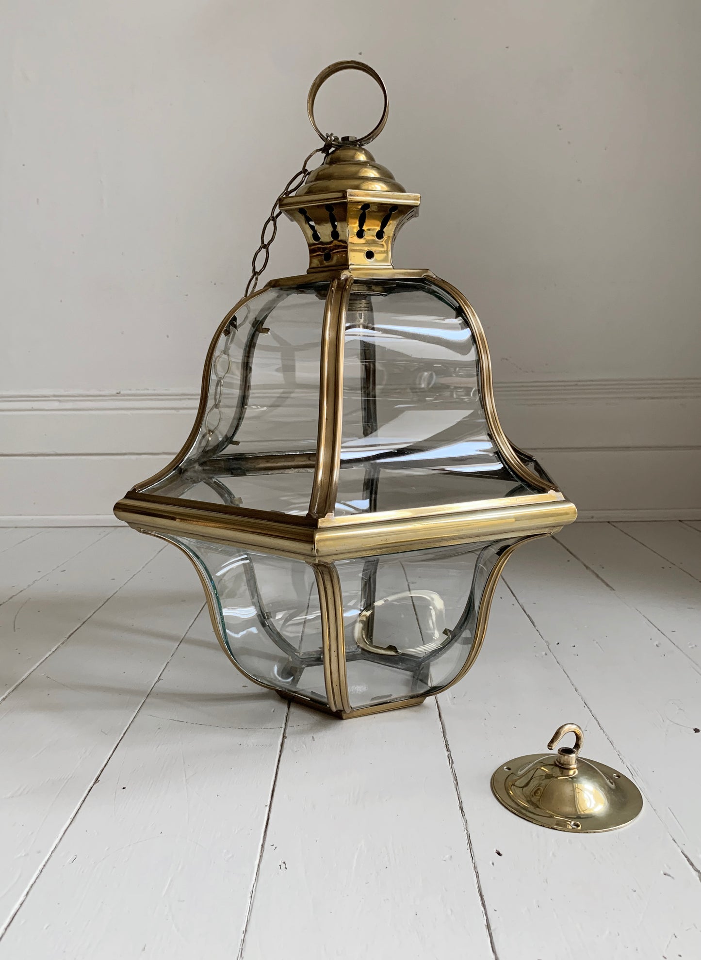 Stunning Brass with Curved Glass Antique lantern believed to be Italian 1920-30s