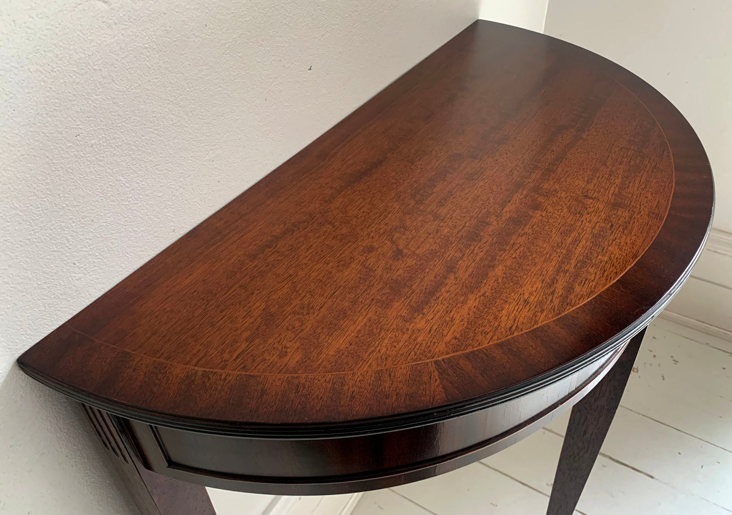 Fabulous Georgian Style Demi Lune Mahogany Hall / Console Table