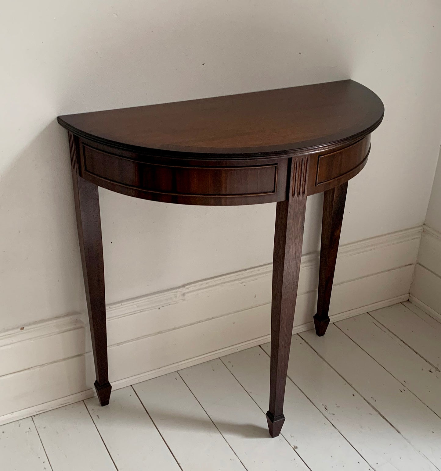 Fabulous Georgian Style Demi Lune Mahogany Hall / Console Table