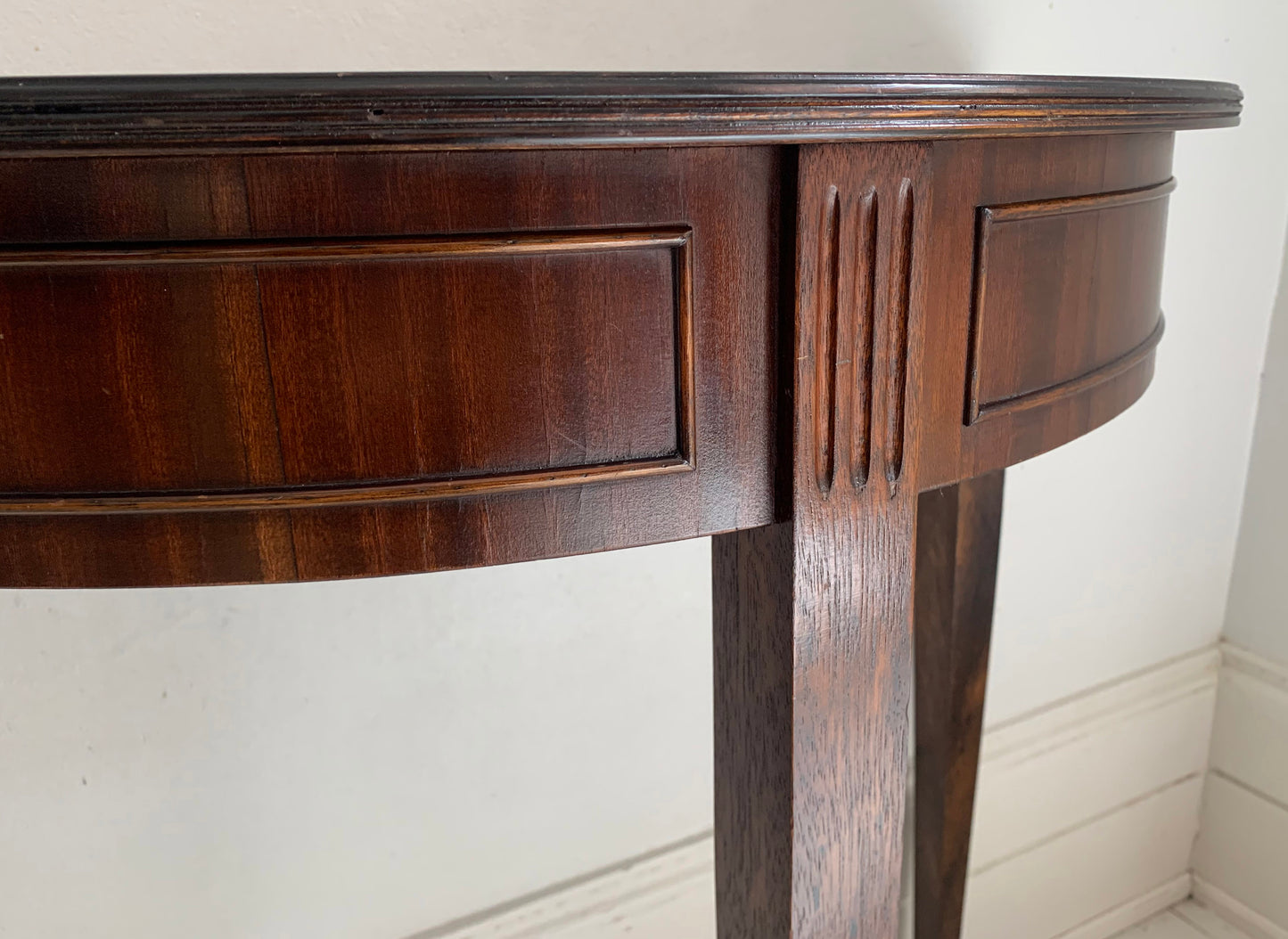 Fabulous Georgian Style Demi Lune Mahogany Hall / Console Table