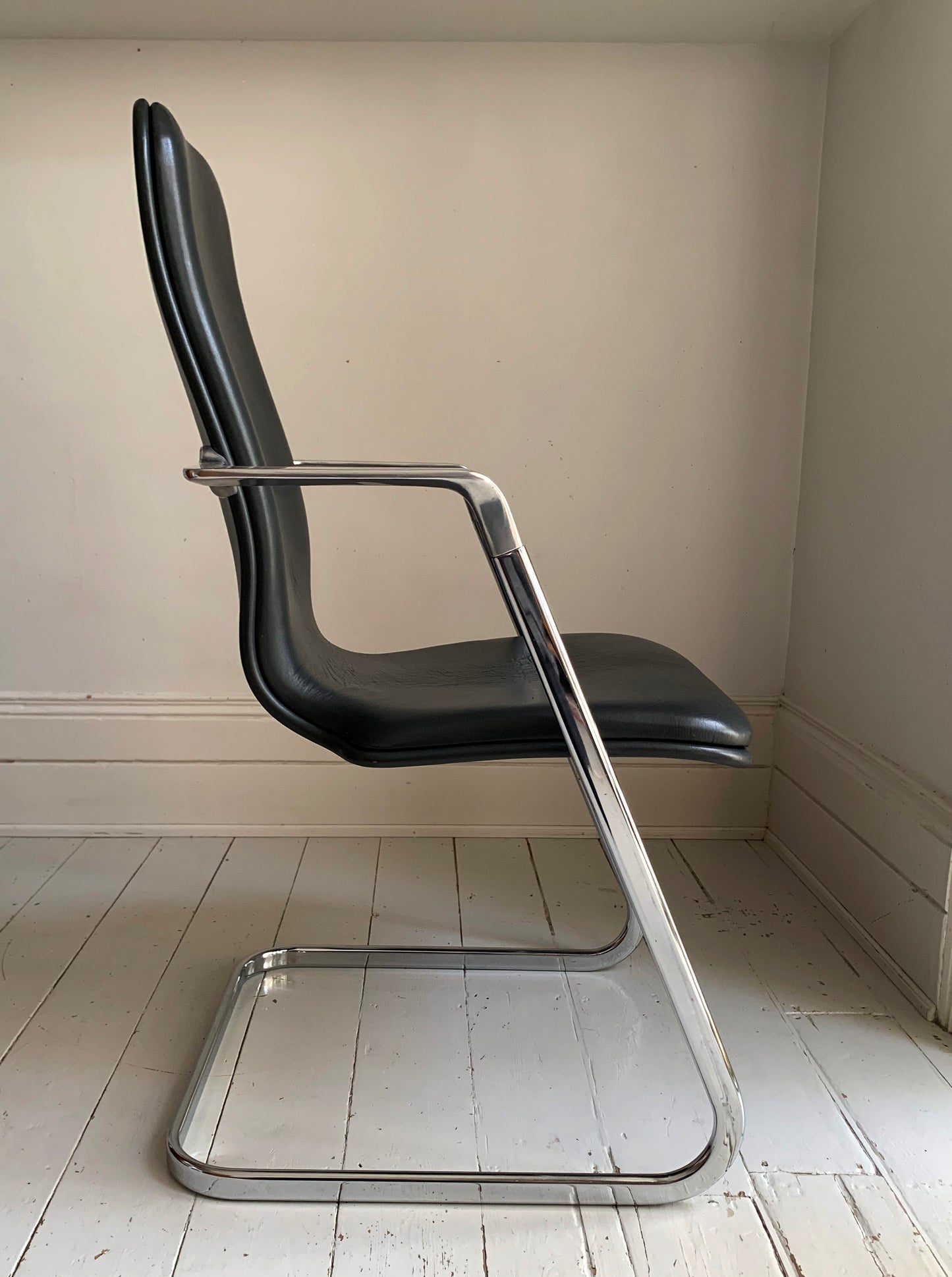 Vintage Mid Century Frederick Scott for Hille Cantilever Dark Grey Leather Office/Dining Chair